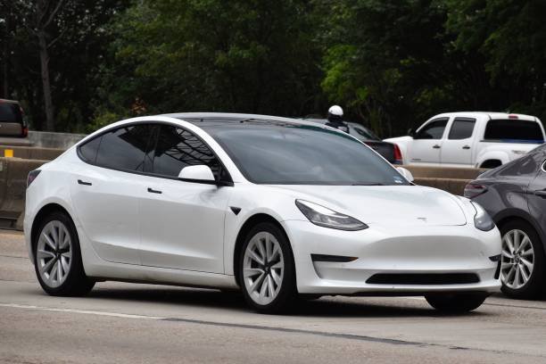 Tesla Model 3 2025 USA Review: Real-World Range and Performance